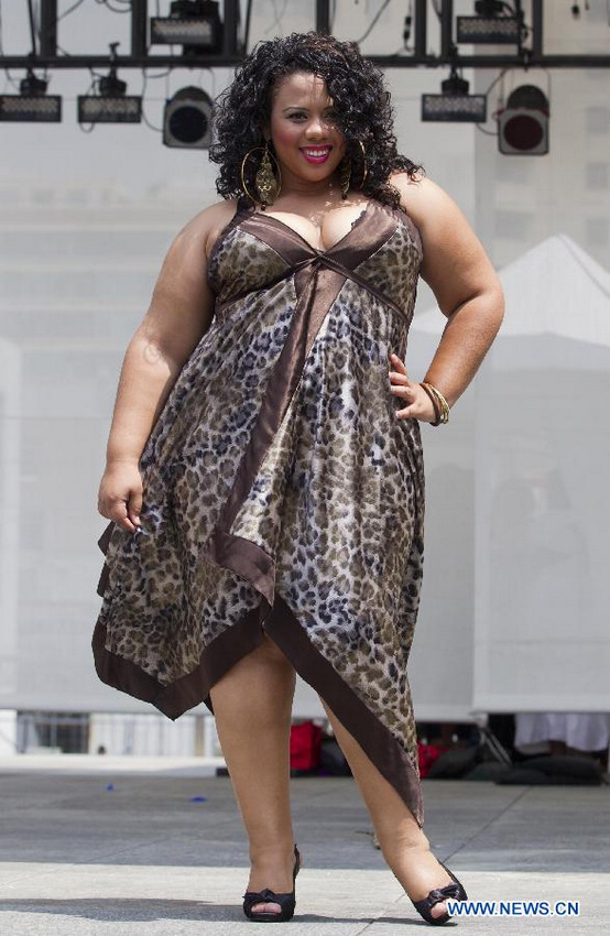 Desfile de moda de las modelos gordas en Canadá