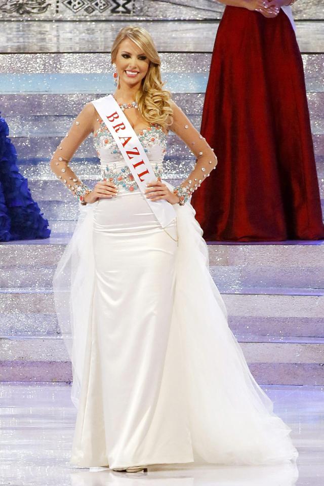 Miss Filipinas gana la corona de Miss Mundo 2013 en Bali